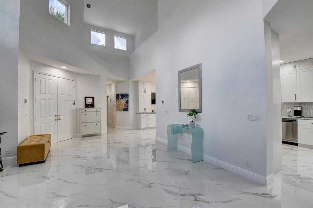 BANYANS - Residential