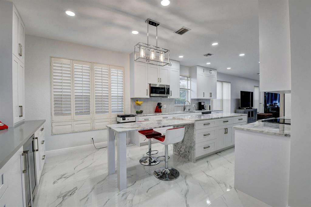 BANYANS - Residential