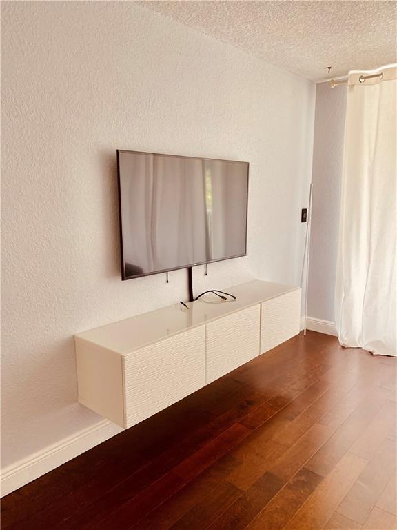 No 16 Palm-Aire Country C - Residential Lease