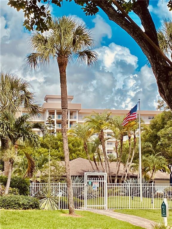 No 16 Palm-Aire Country C - Residential Lease