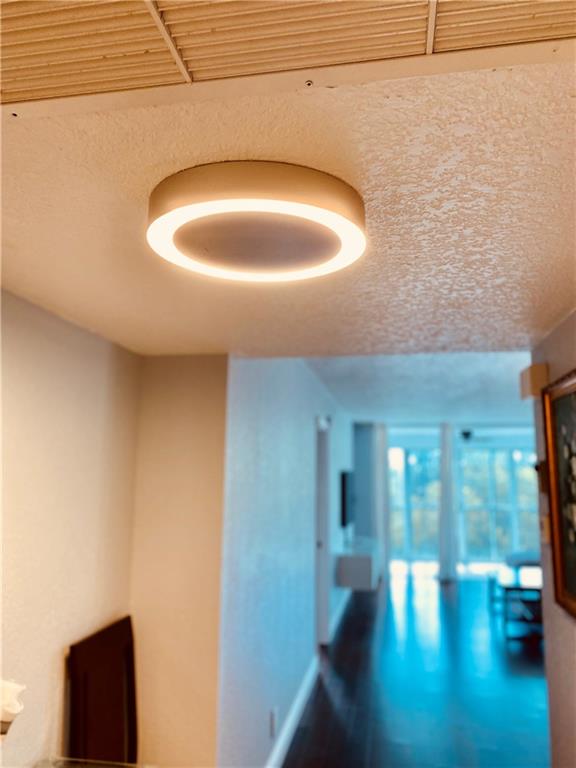 No 16 Palm-Aire Country C - Residential Lease