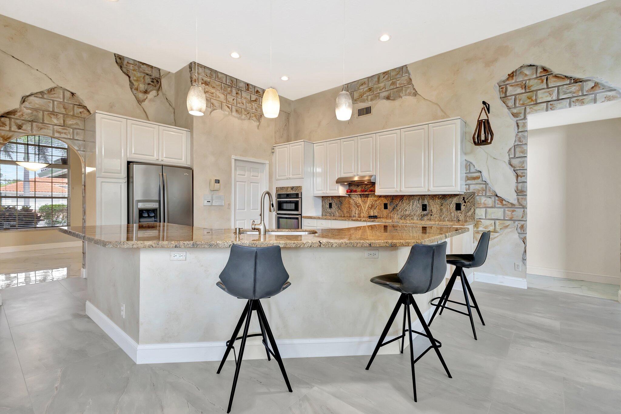 19236 BAY LEAF Court