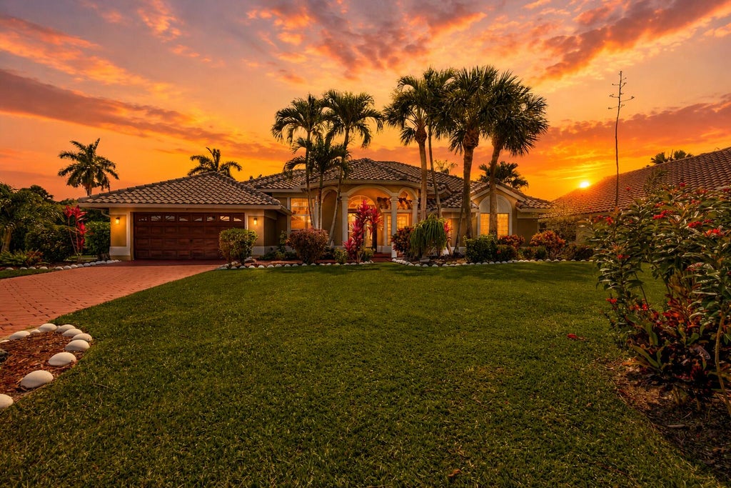 Photo of 19236 BAY LEAF Court, Boca Raton, FL 33498 (MLS # B26057030)