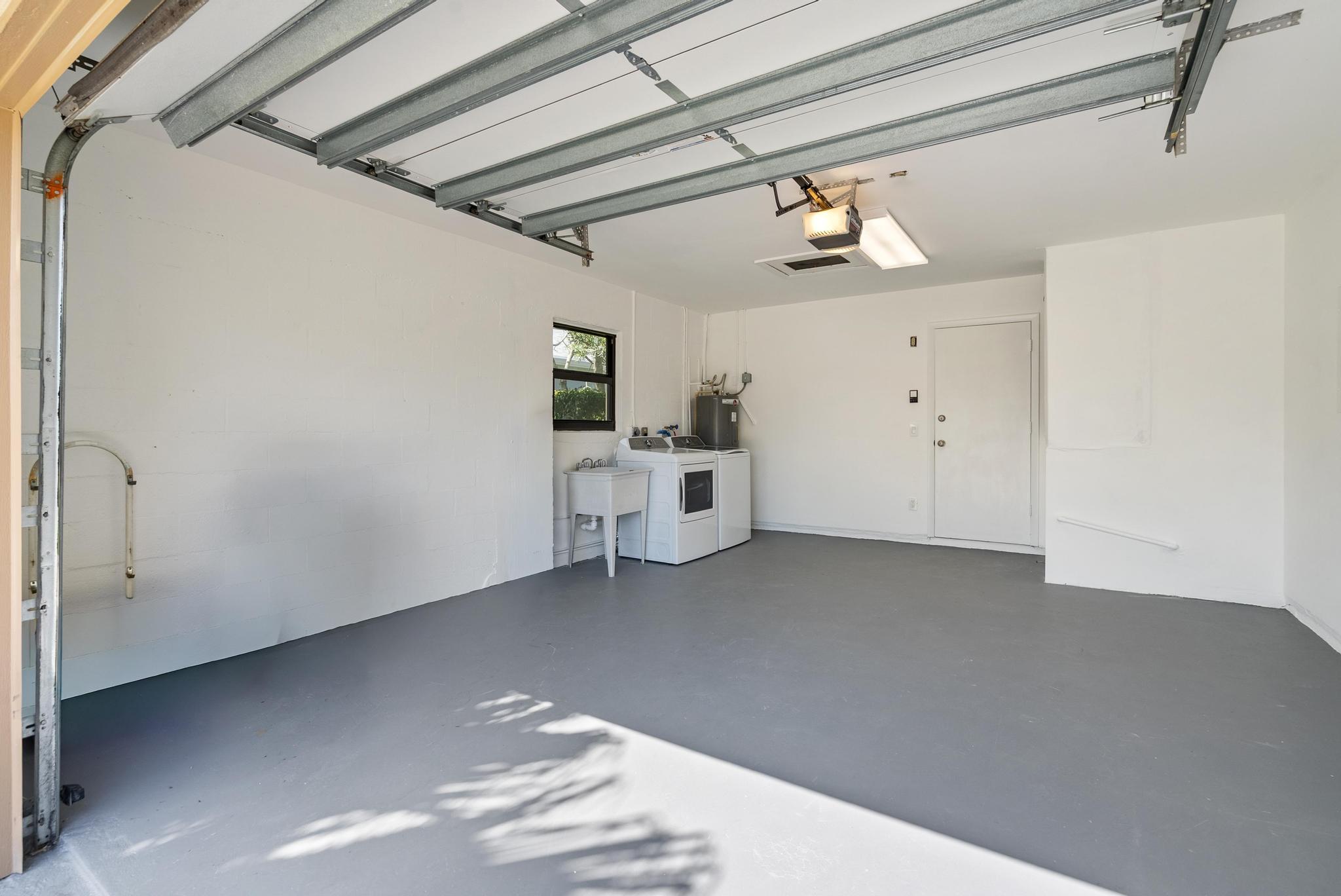 RAINBERRY BAY SEC 5 - Residential