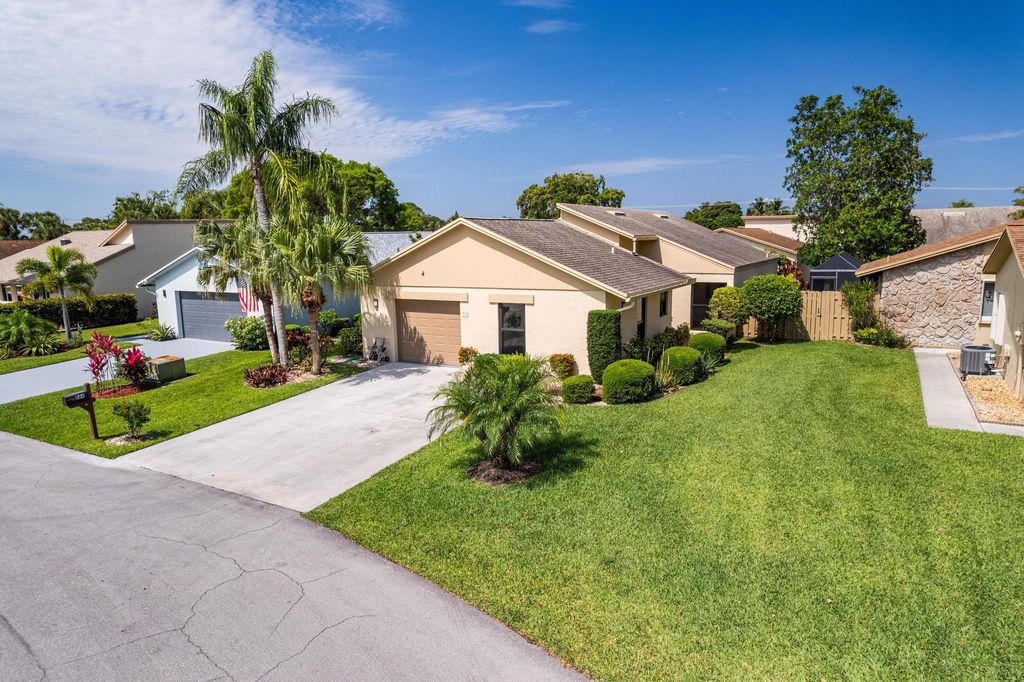Photo of 786 NW 31st Avenue, Delray Beach, FL 33445 (MLS # B26023244)