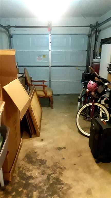 CRYSTAL LAKE 4TH SEC - Residential