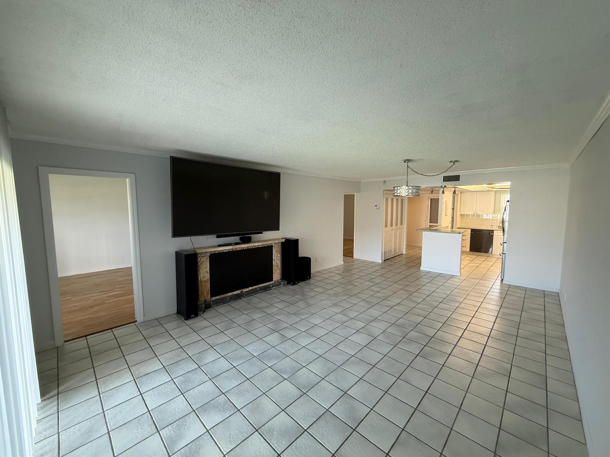 SUGAR SANDS COND NO 18 - Residential Lease