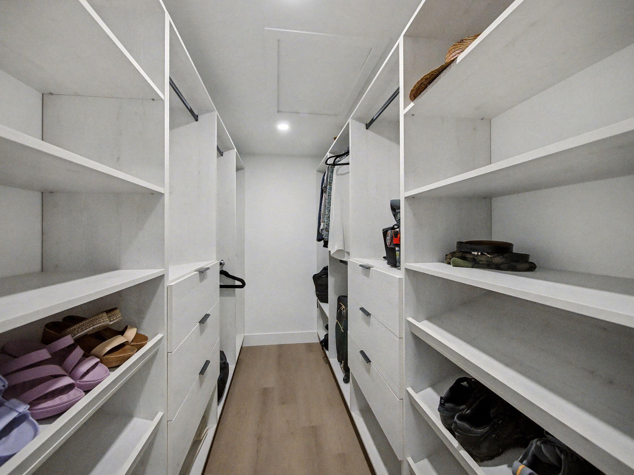 RIVERSIDE PINES - Residential Lease