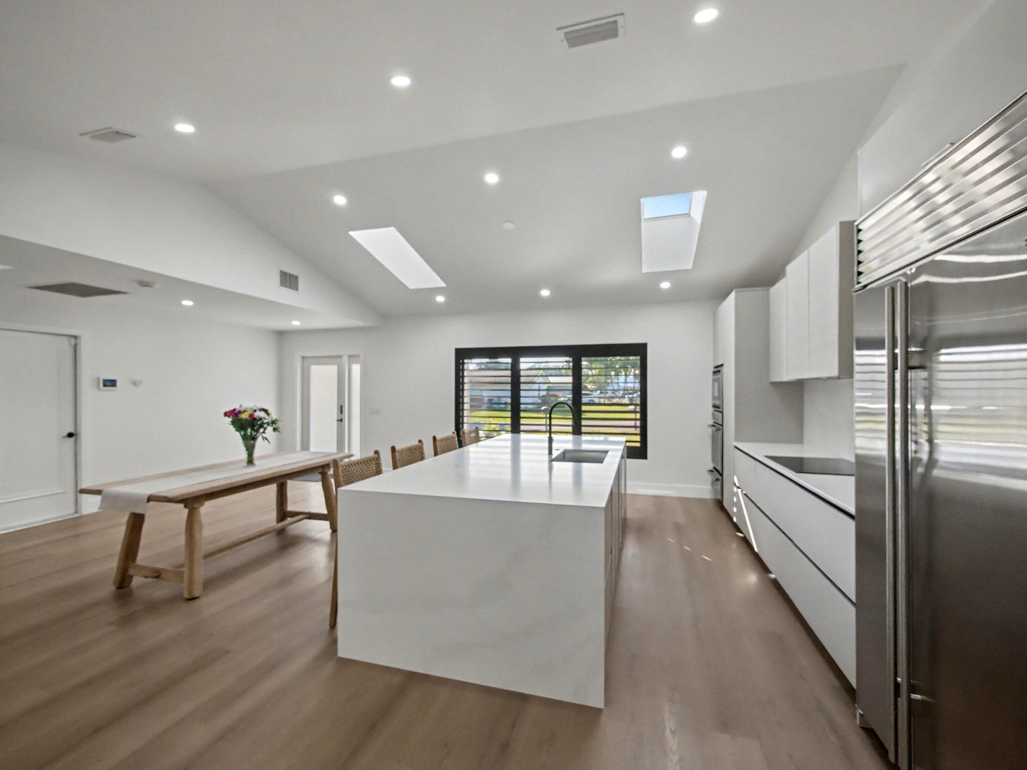 RIVERSIDE PINES - Residential Lease