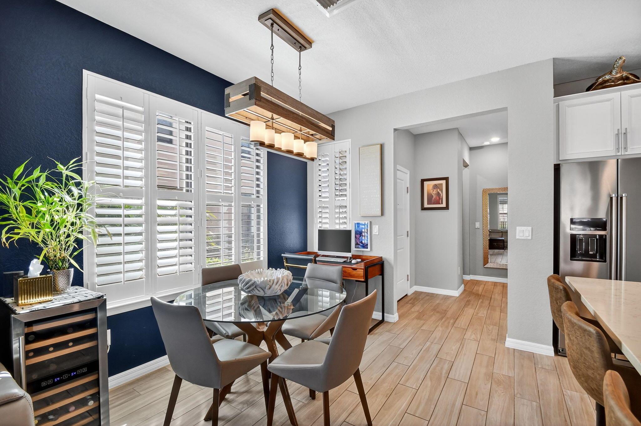 View photos, virtual tours, details... 2829 Bard Street