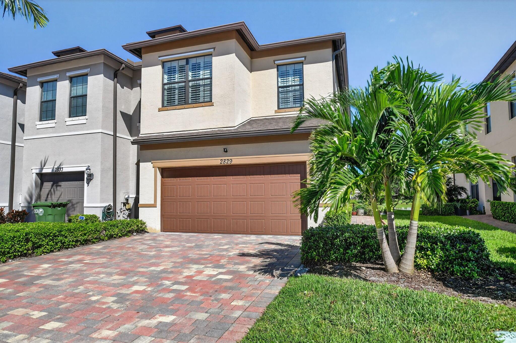 View photos, virtual tours, details... 2829 Bard Street