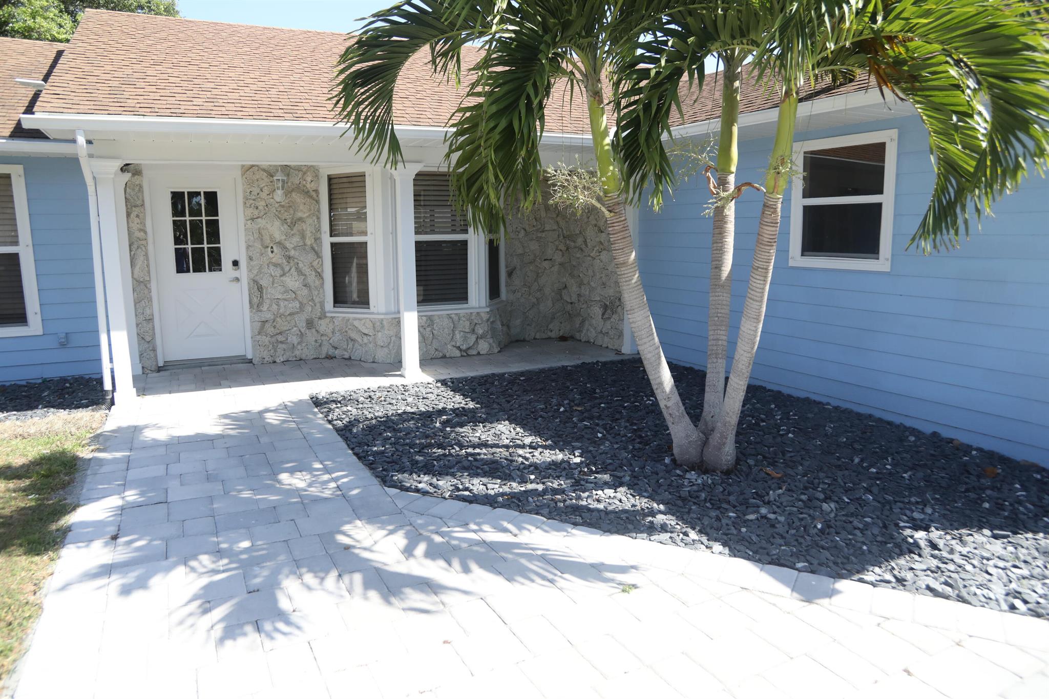 2361 SE Master Avenue, Port St Lucie, FL, 34952/$420,000 1 2361 SE Master Avenue