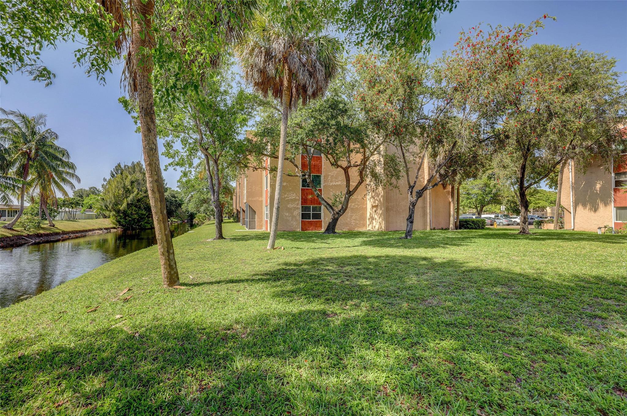 Oakbrook Village - Residential