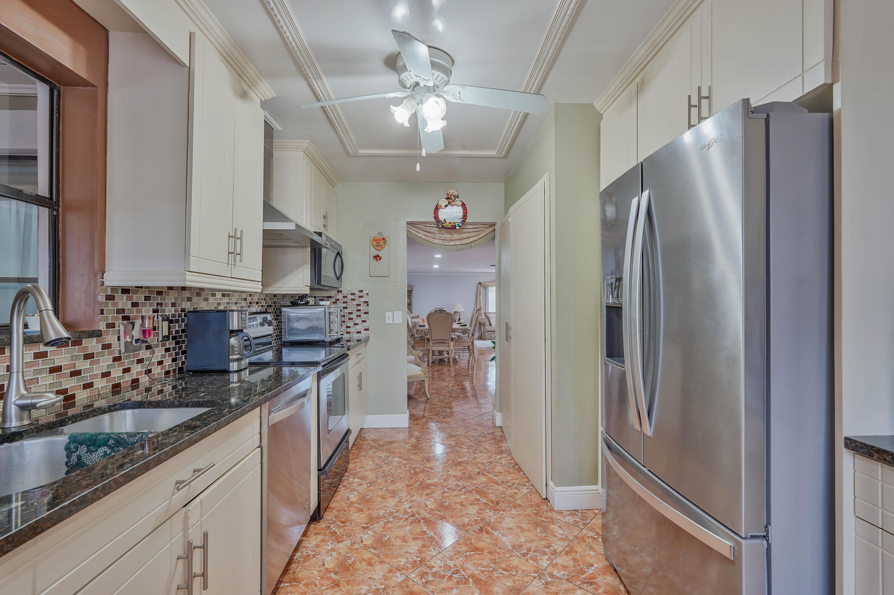 MEED RACQUET CLUB 2 - Residential