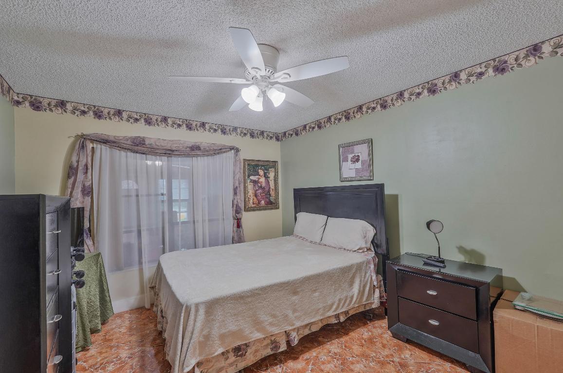 MEED RACQUET CLUB 2 - Residential