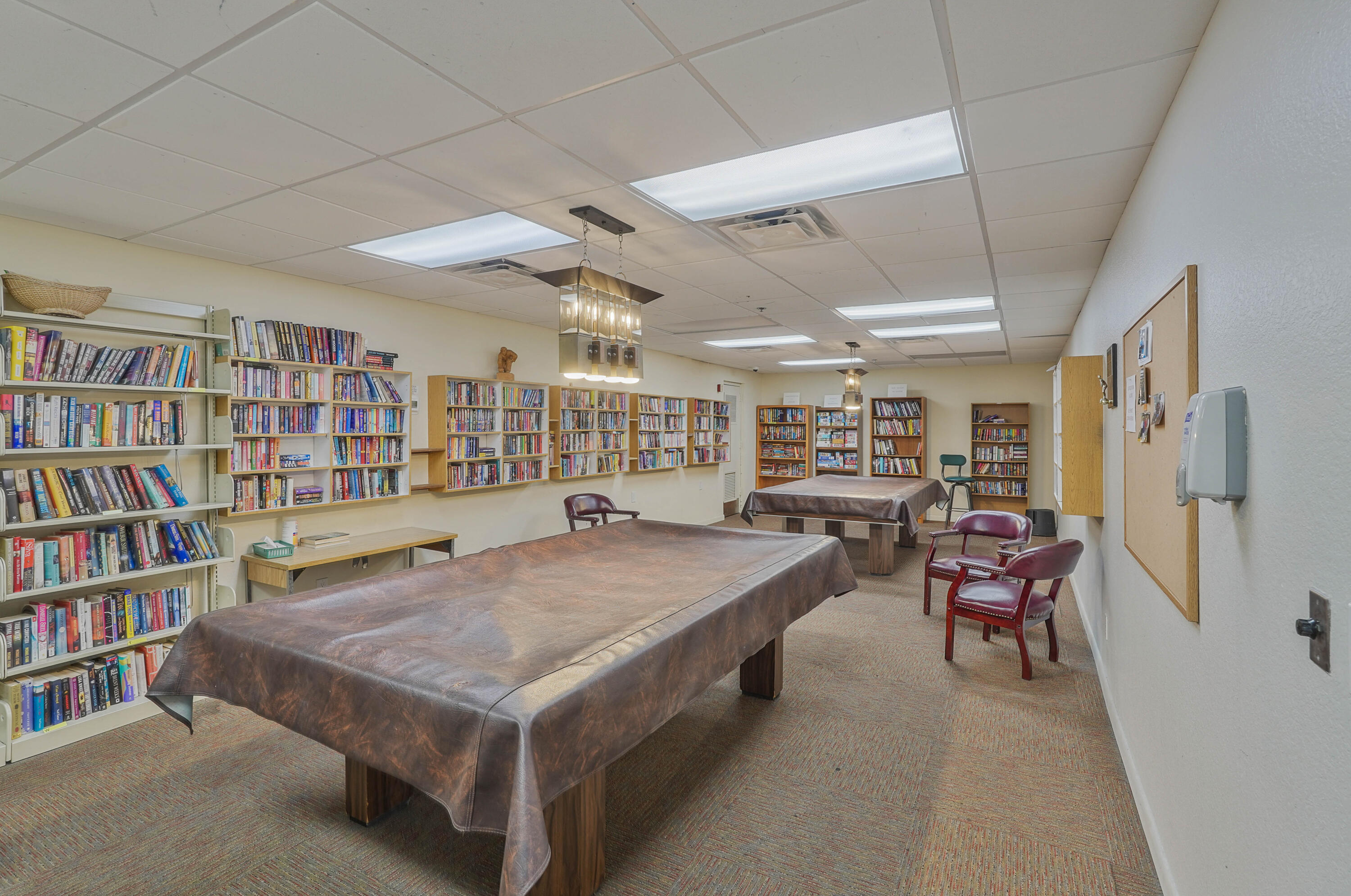 MEED RACQUET CLUB 2 - Residential