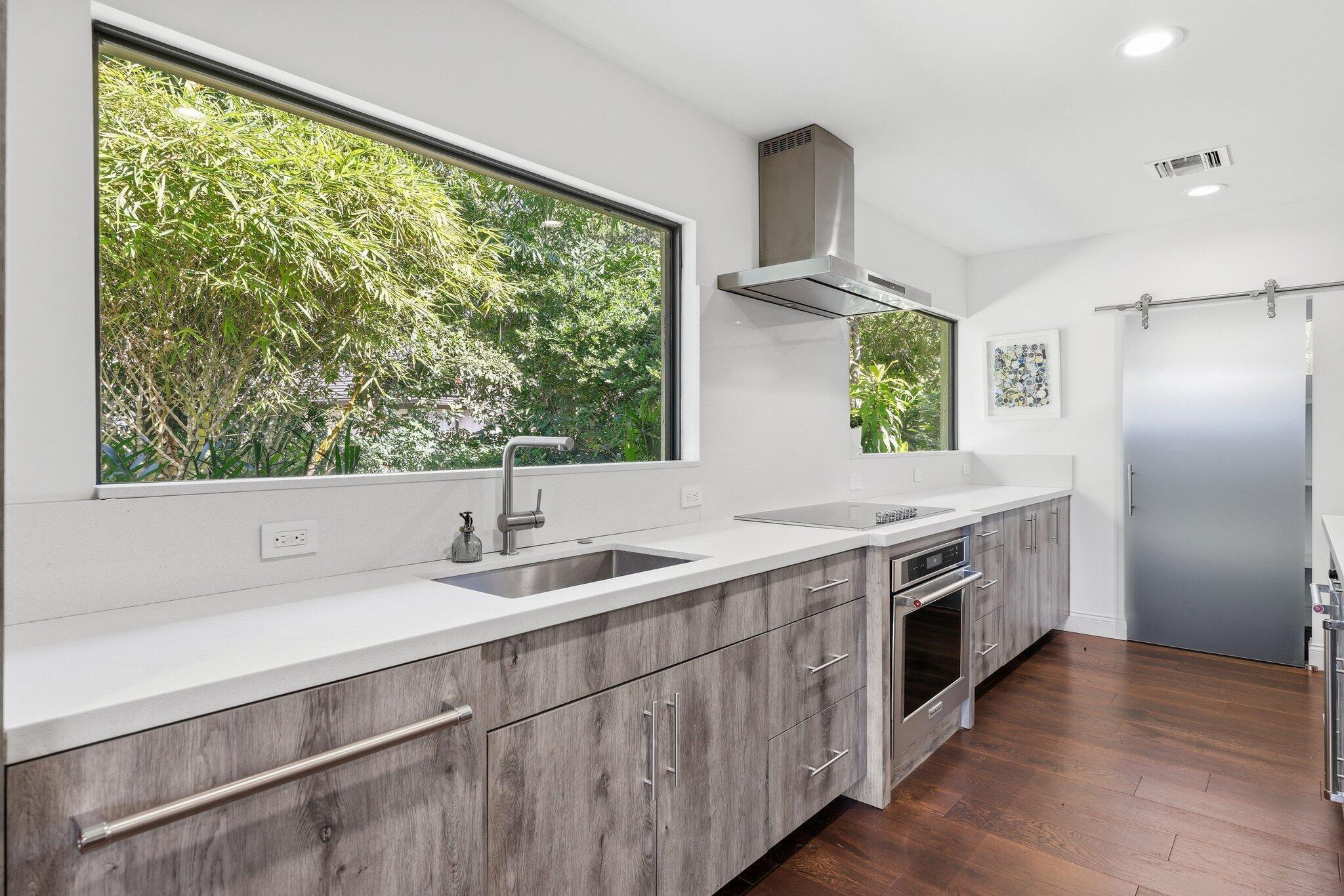 POLO ISLAND CONDO - Residential