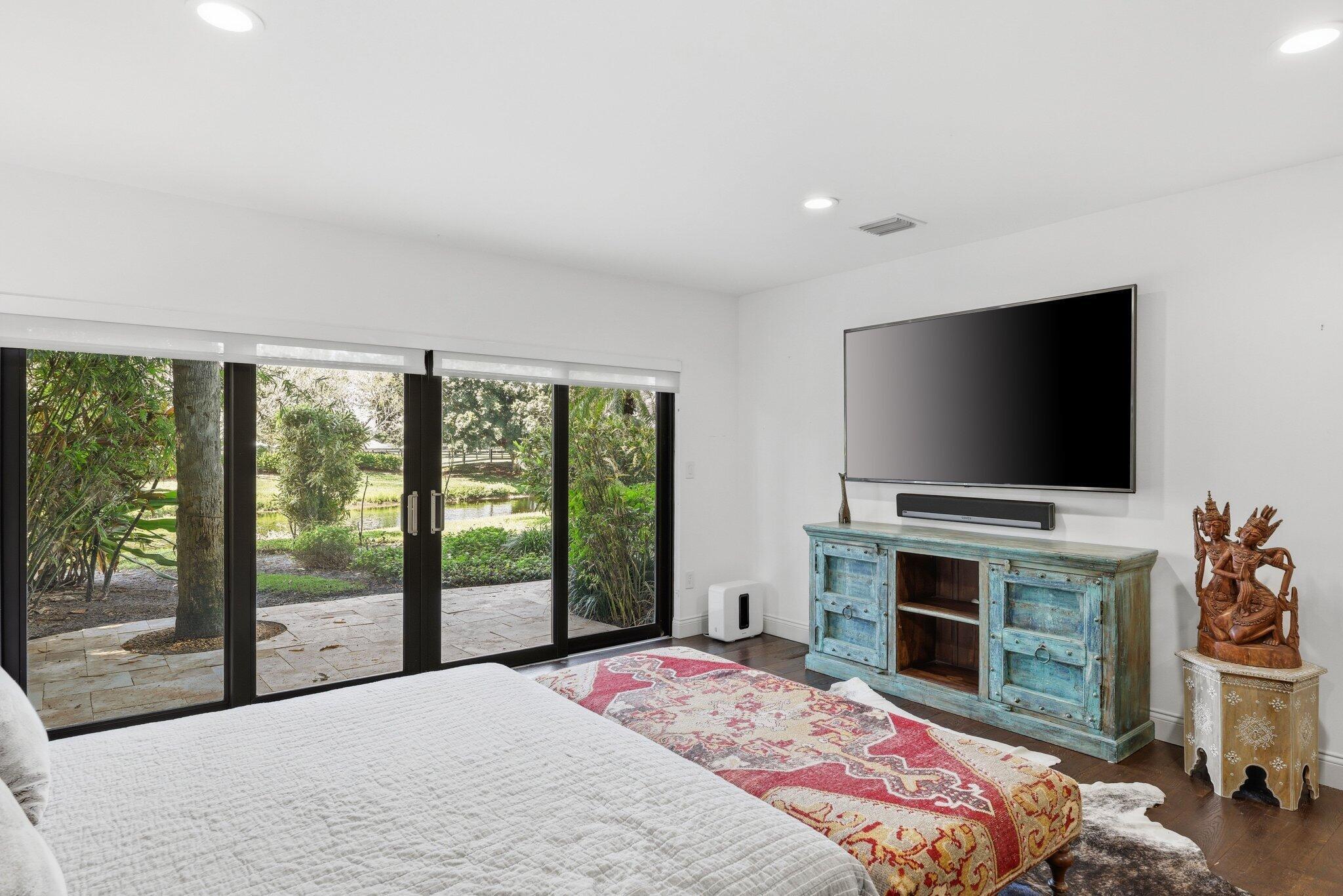 POLO ISLAND CONDO - Residential