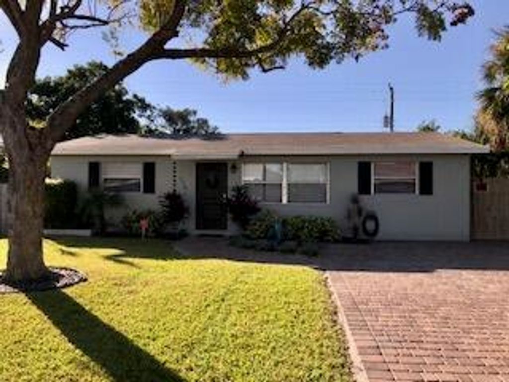 Photo of 3546 Betty Ann Court, Palm Beach Gardens, FL 33403 (MLS # R10762035)