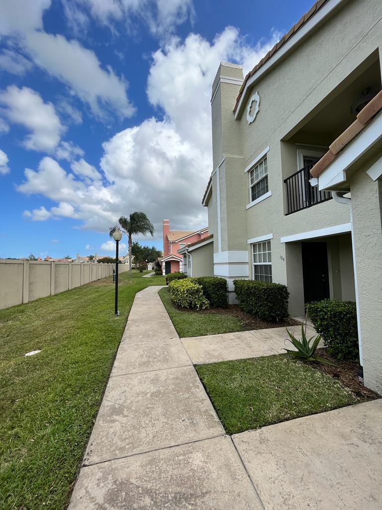 Photo of 154 SW Peacock Boulevard #28104, Port Saint Lucie, FL 34986 (MLS # R10982638)