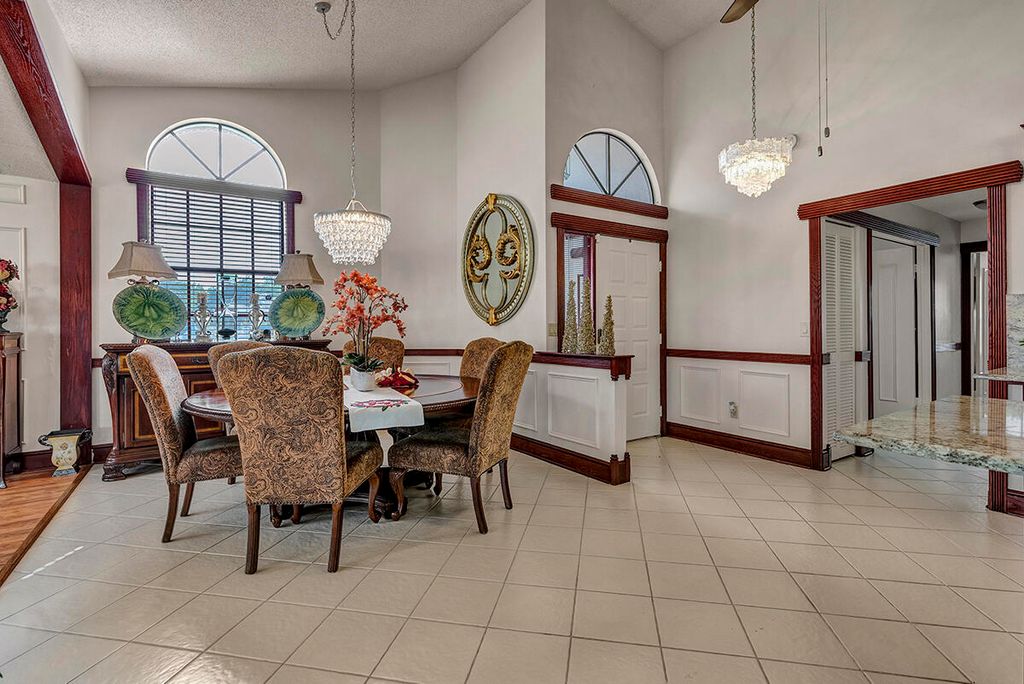 Photo of 8142 Mimosa Place, Boynton Beach, FL 33472 (MLS # R11149853)