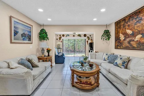 6738 Moonlit Drive, Delray Beach, FL MLS: R11090889