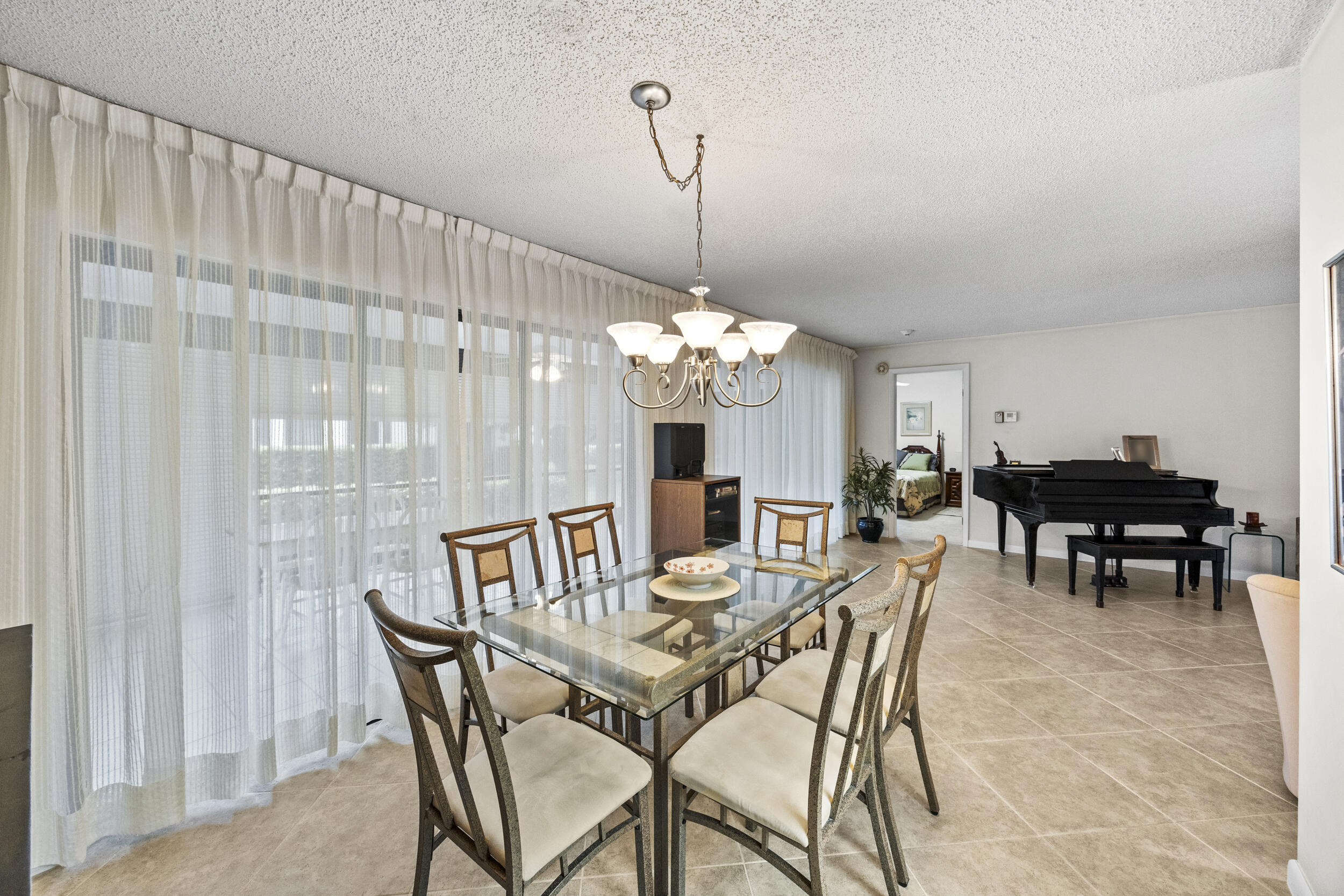 BUTTONWOOD 1 - Residential