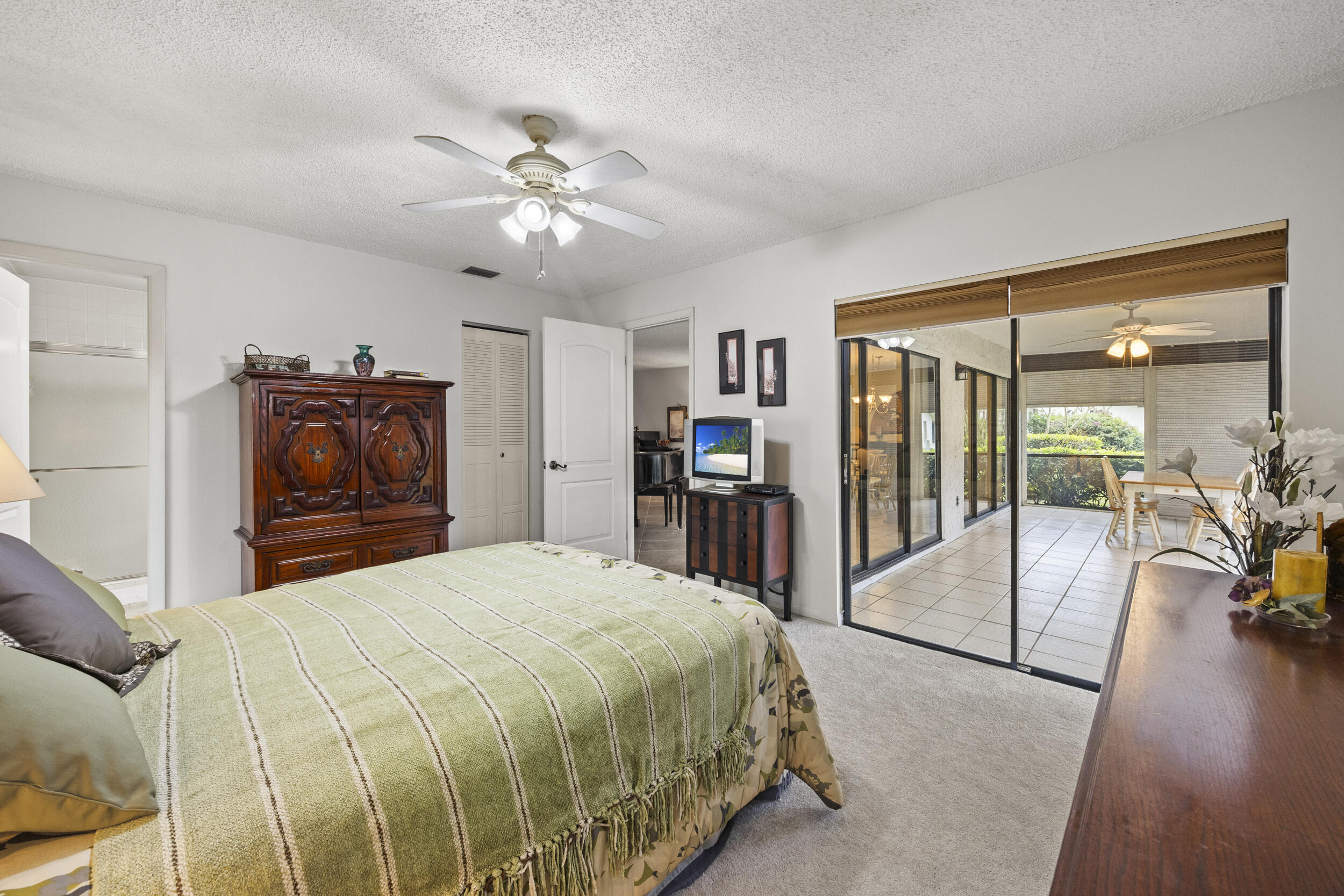 BUTTONWOOD 1 - Residential