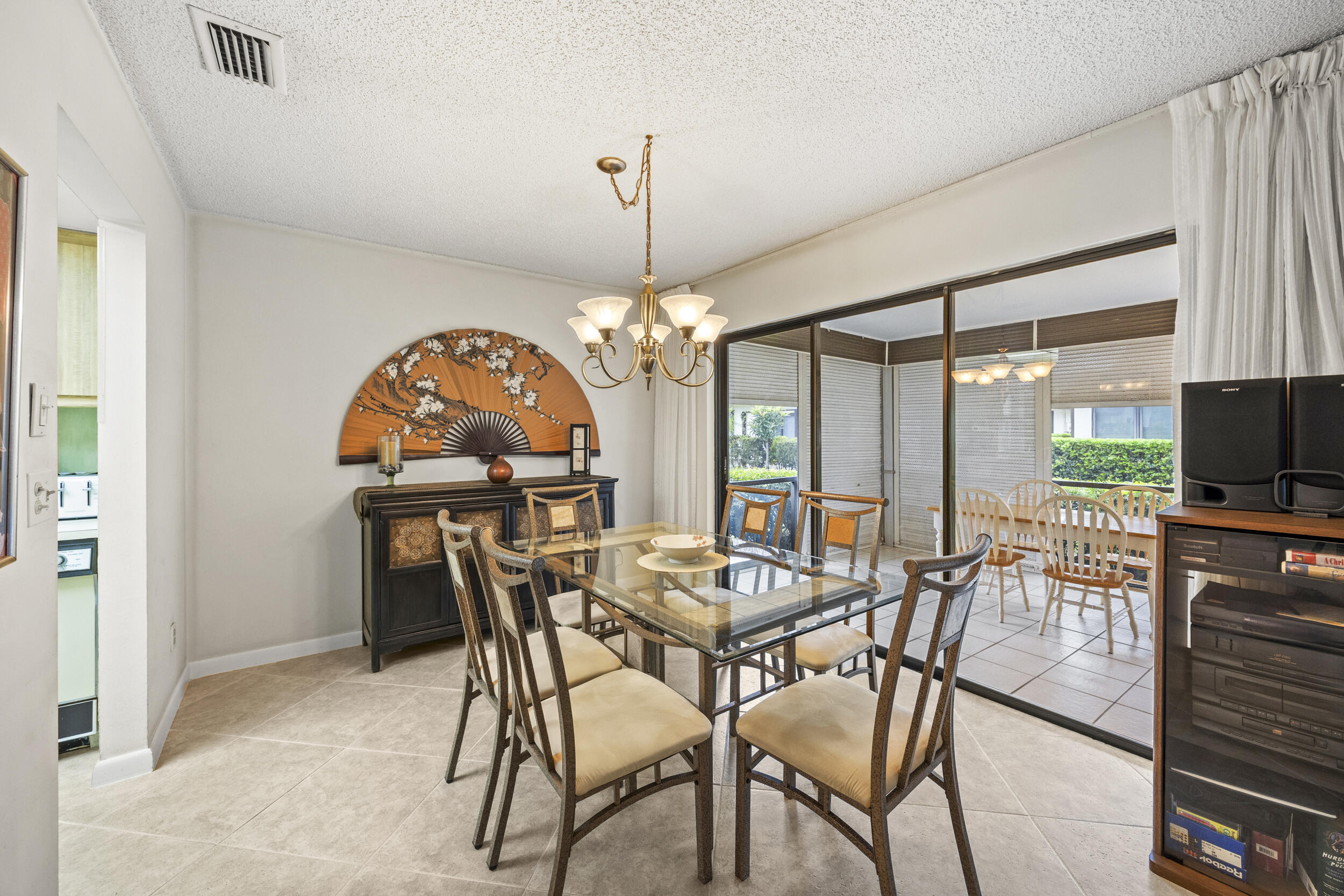 BUTTONWOOD 1 - Residential