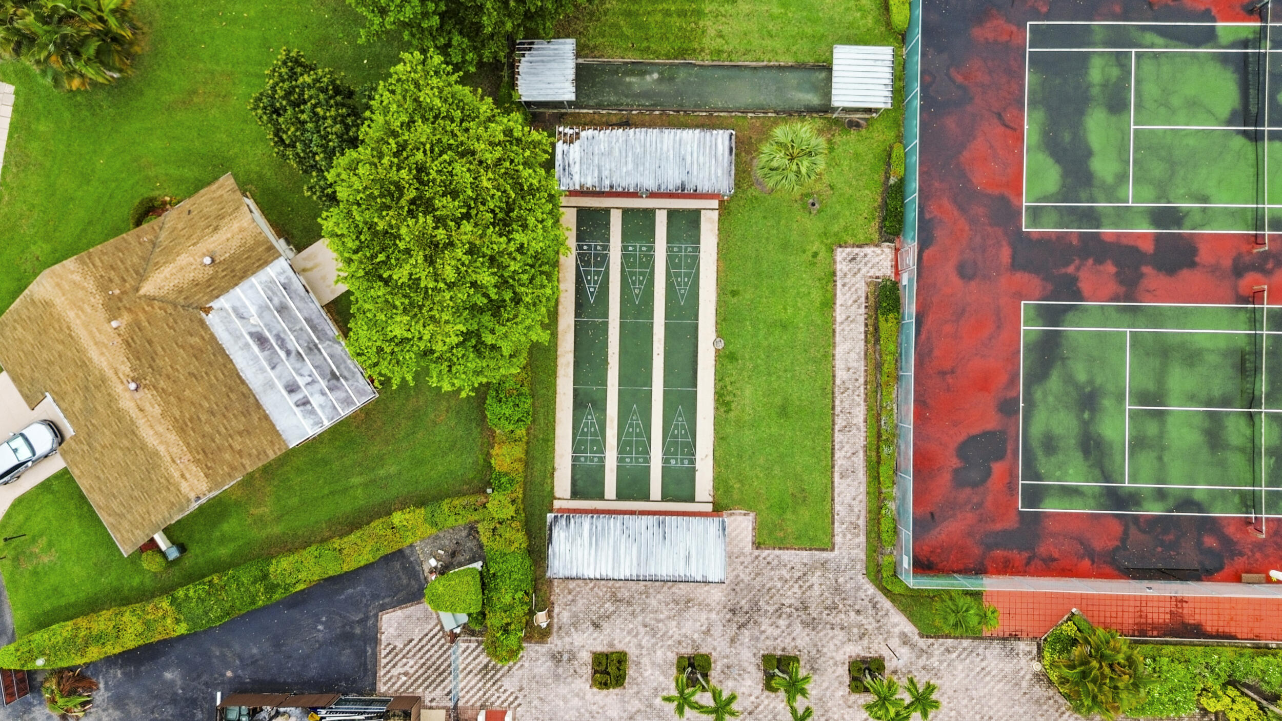 BUTTONWOOD 1 - Residential