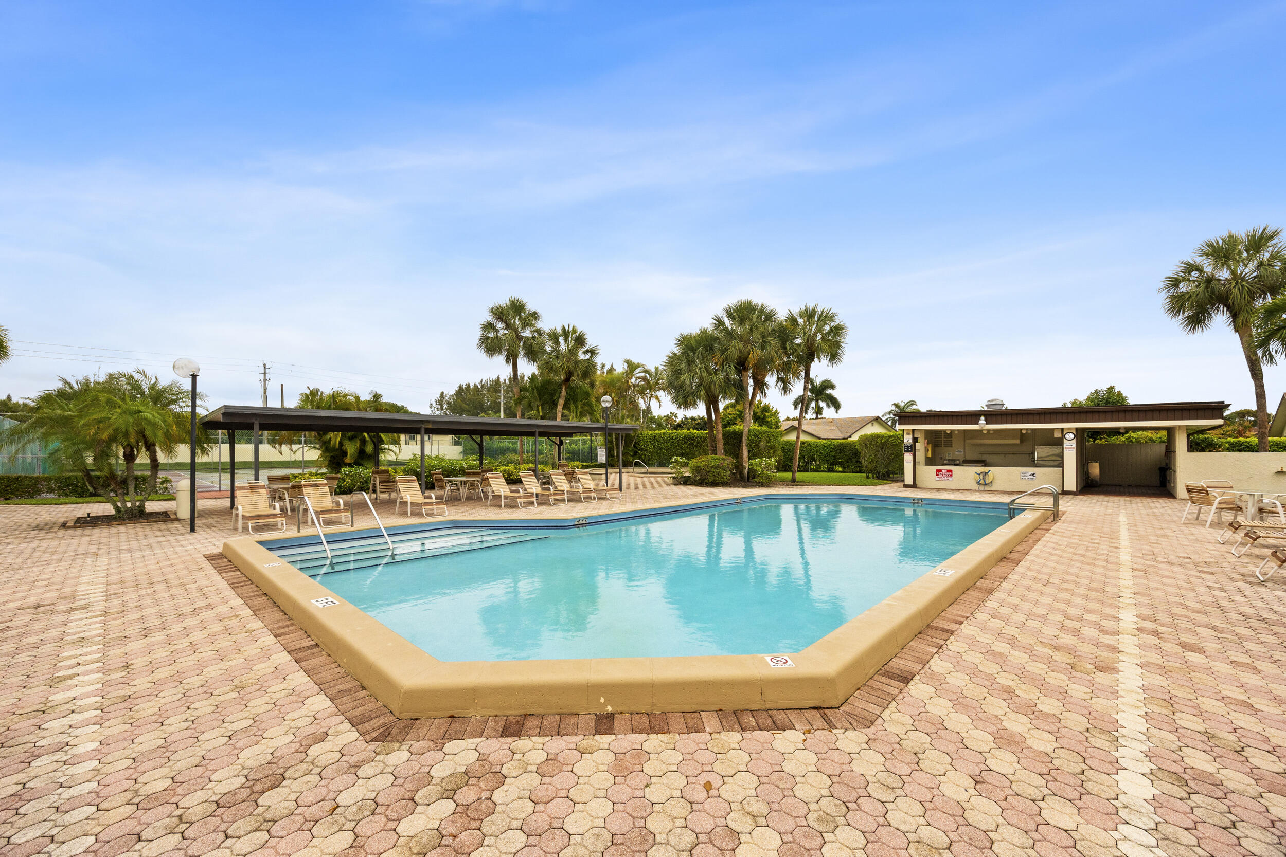 BUTTONWOOD 1 - Residential