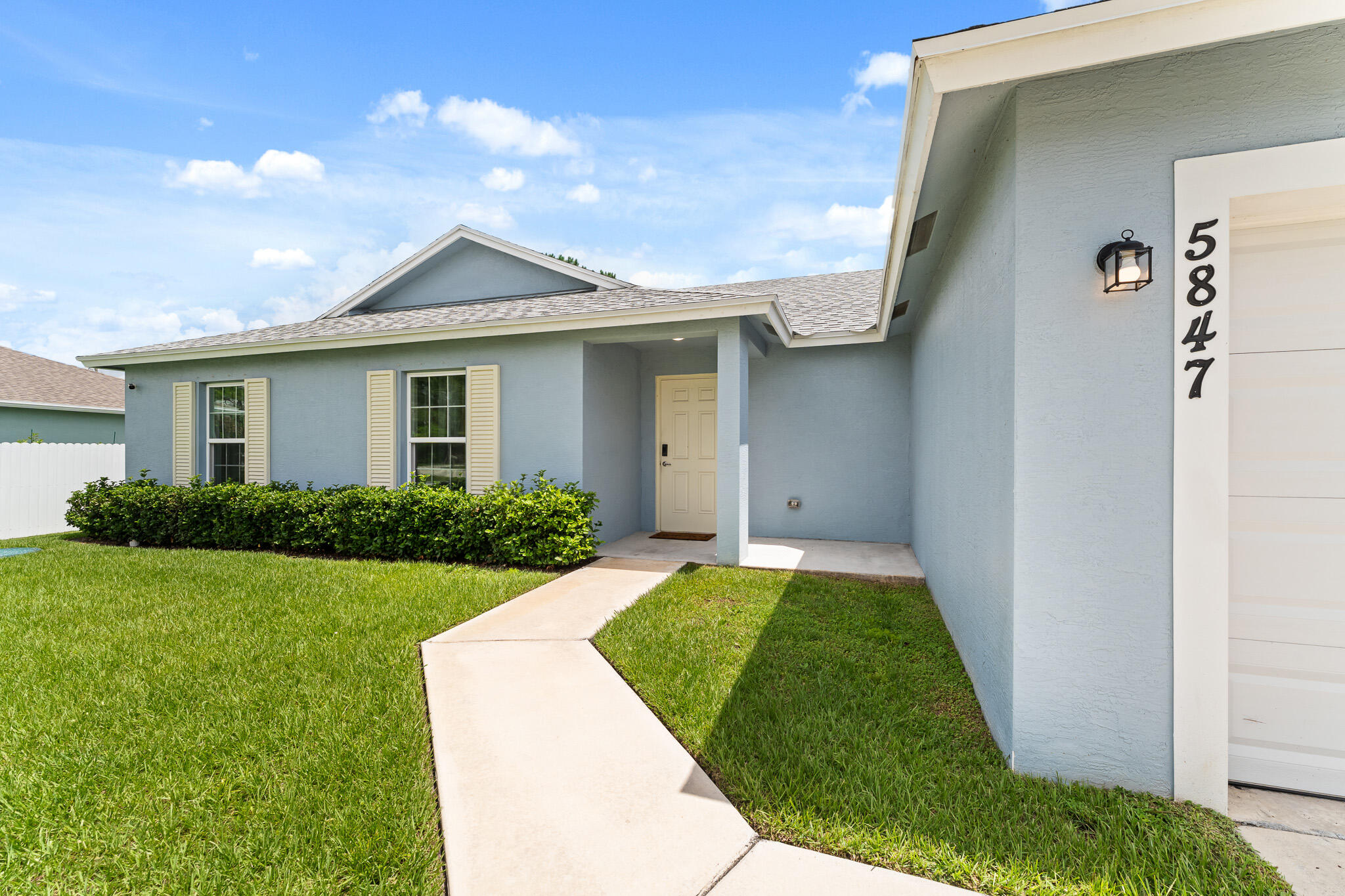 PORT ST LUCIE SECTION 46 1ST REPLAT - Residential