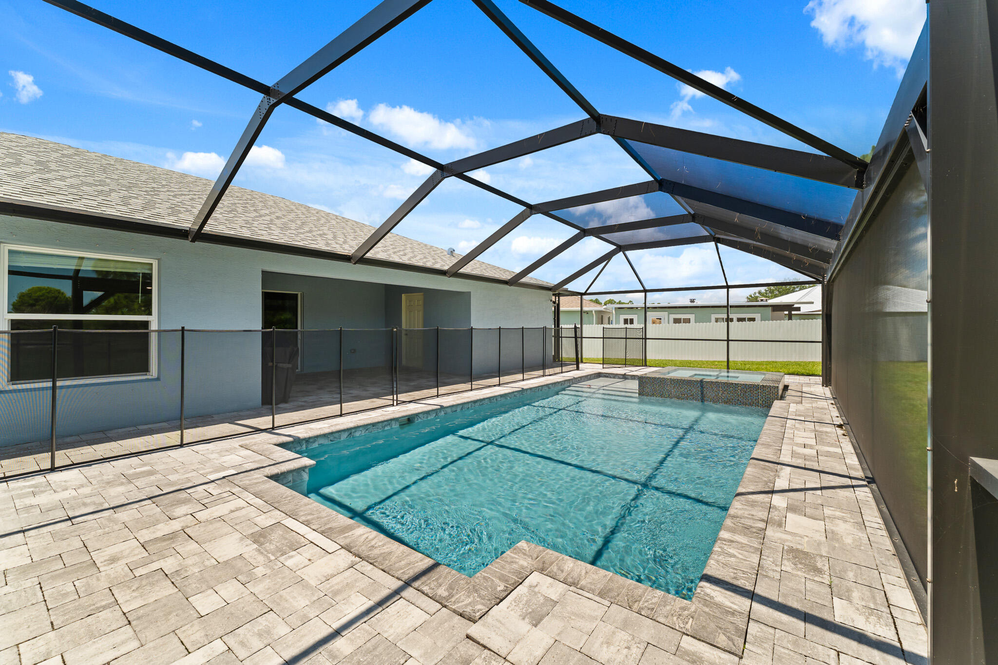 PORT ST LUCIE SECTION 46 1ST REPLAT - Residential