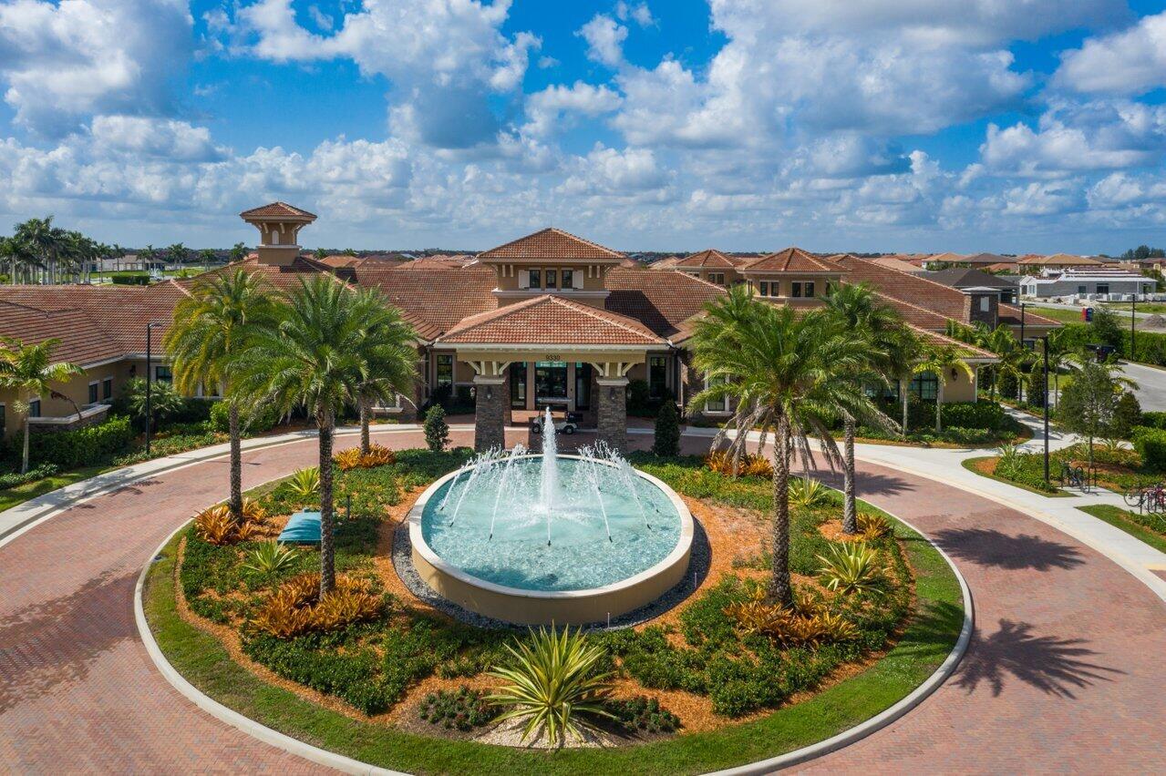 Four Seasons - Residential