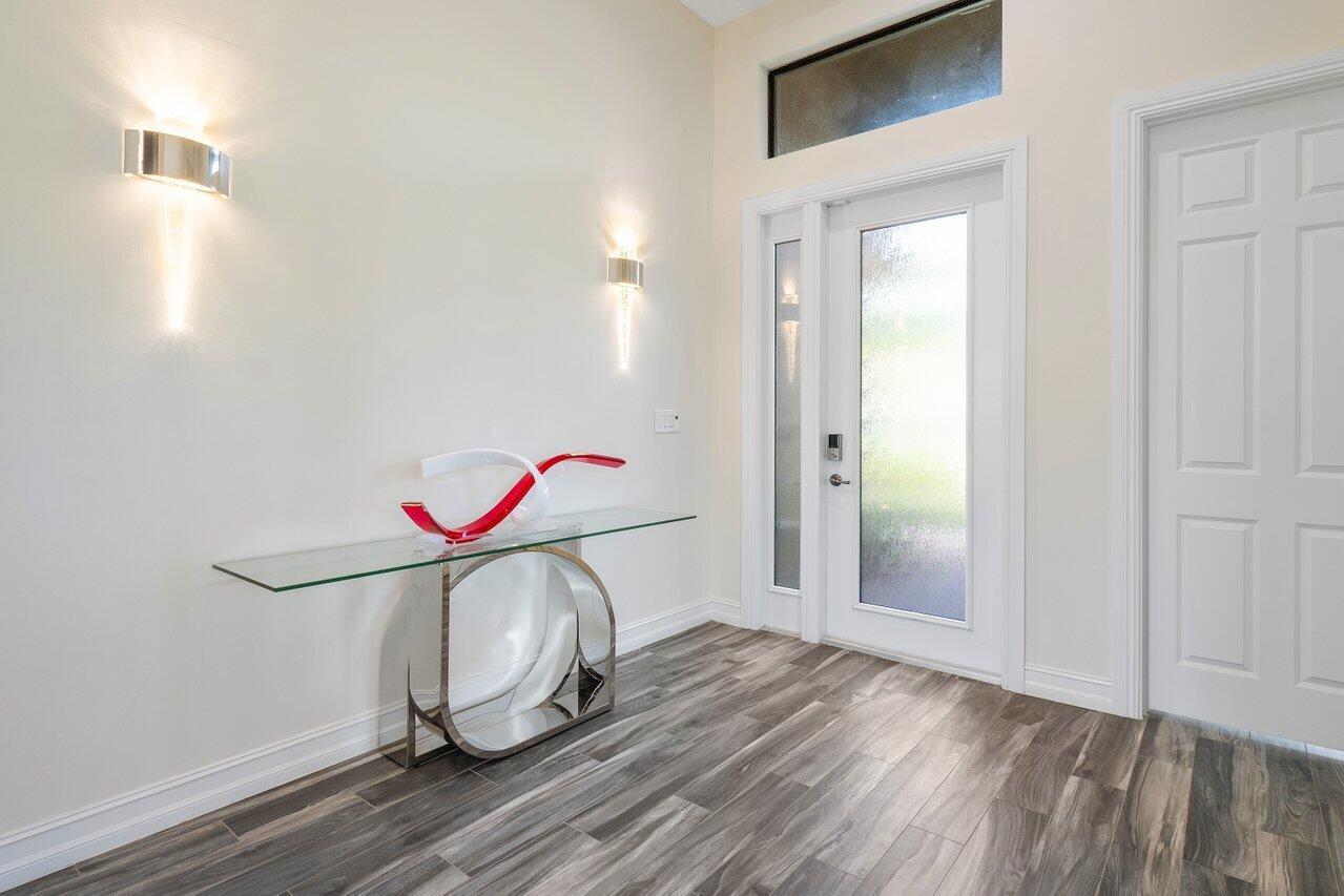 Four Seasons - Residential