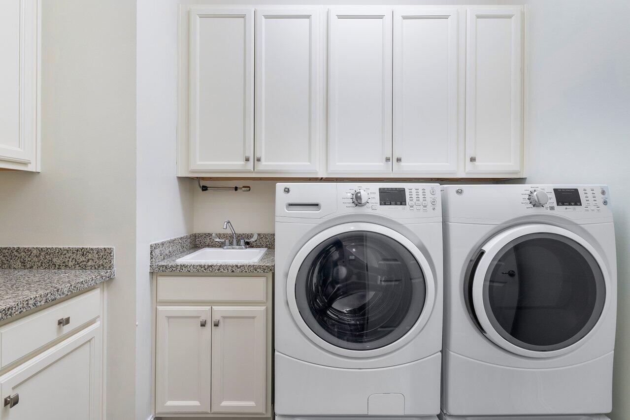 Four Seasons - Residential