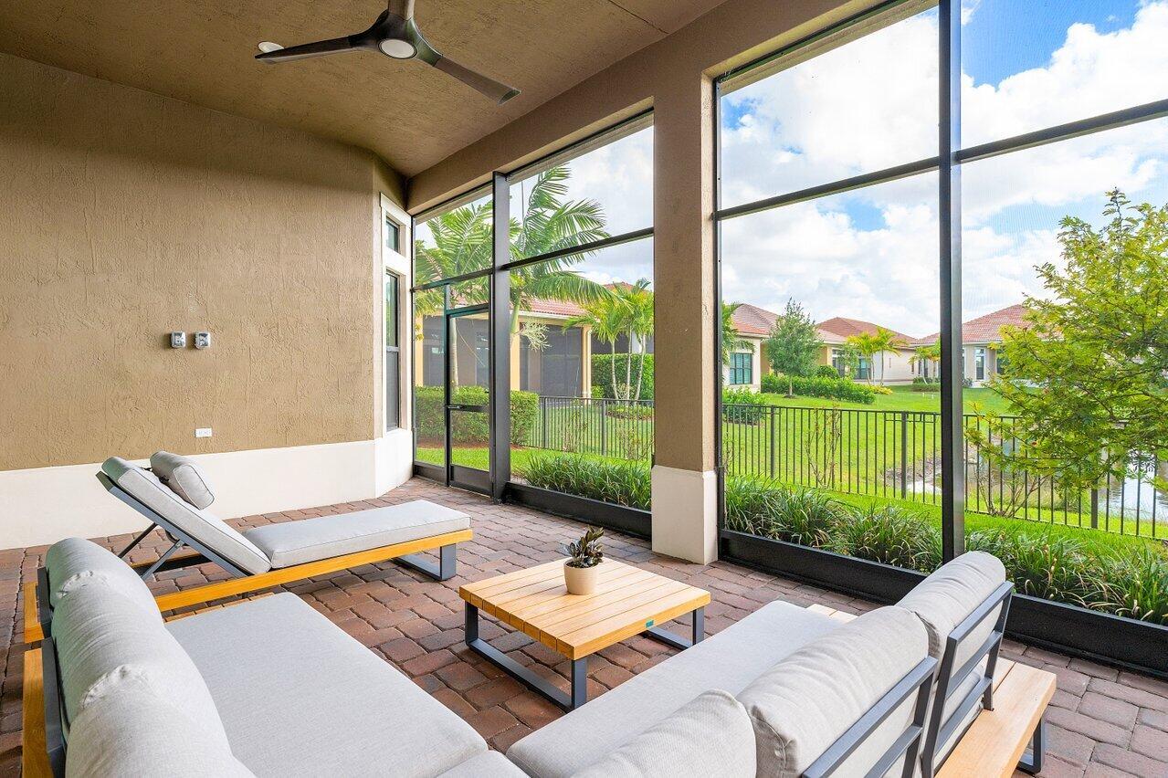 Four Seasons - Residential