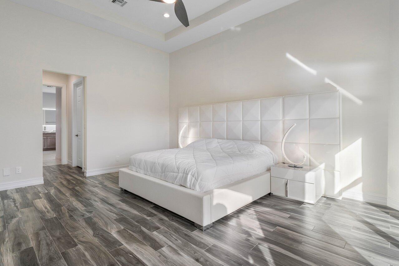 Four Seasons - Residential