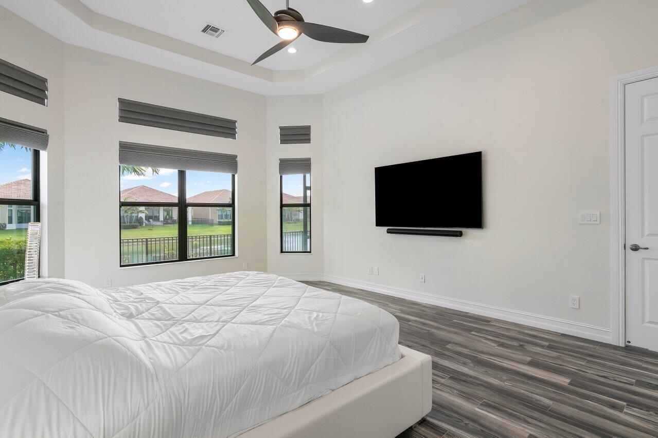 Four Seasons - Residential