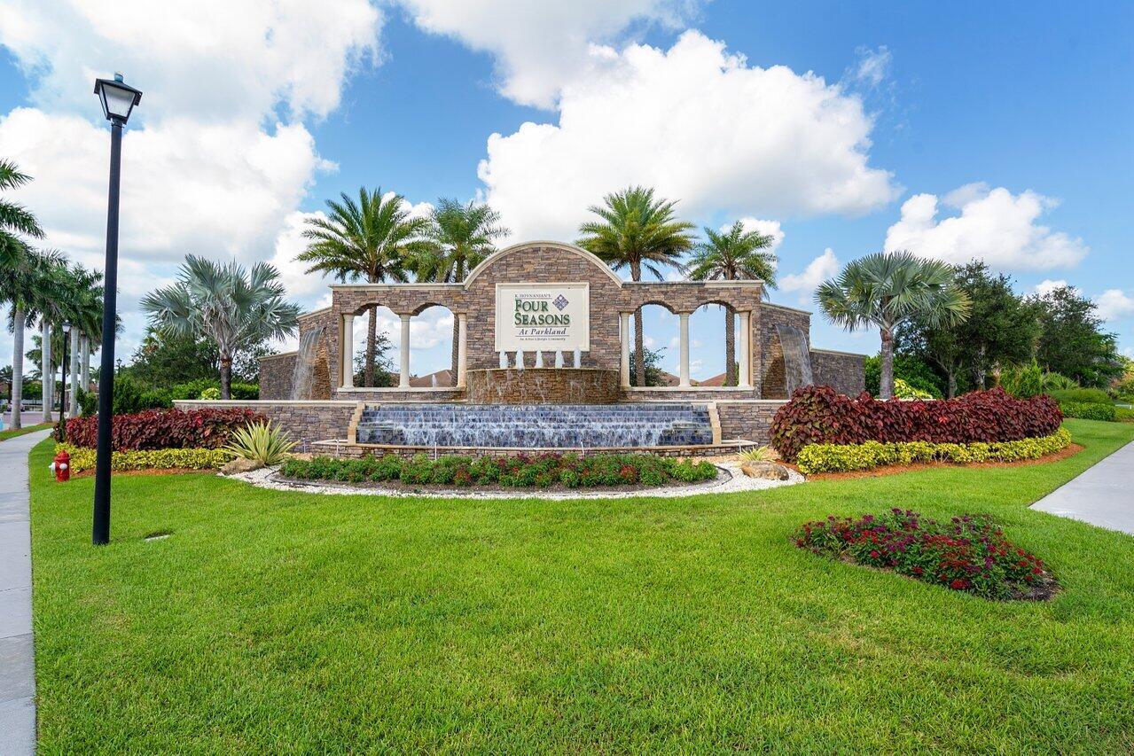 Four Seasons - Residential