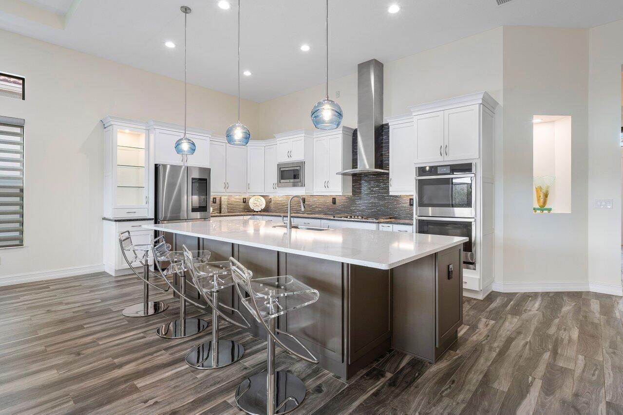 Four Seasons - Residential