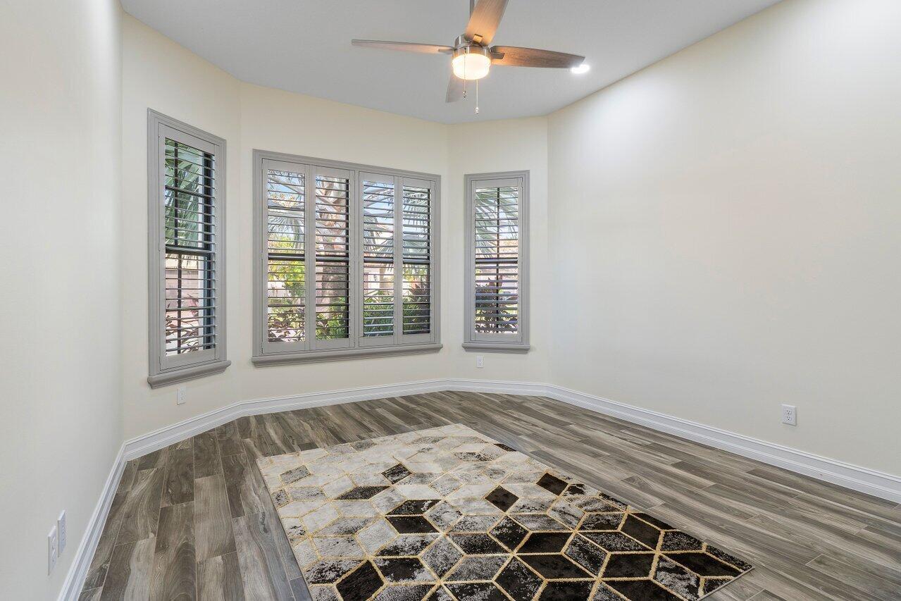 Four Seasons - Residential