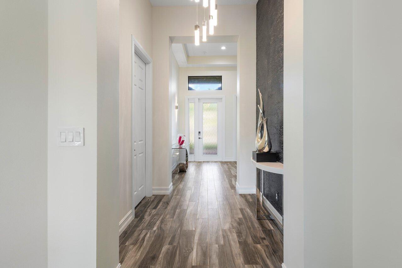 Four Seasons - Residential