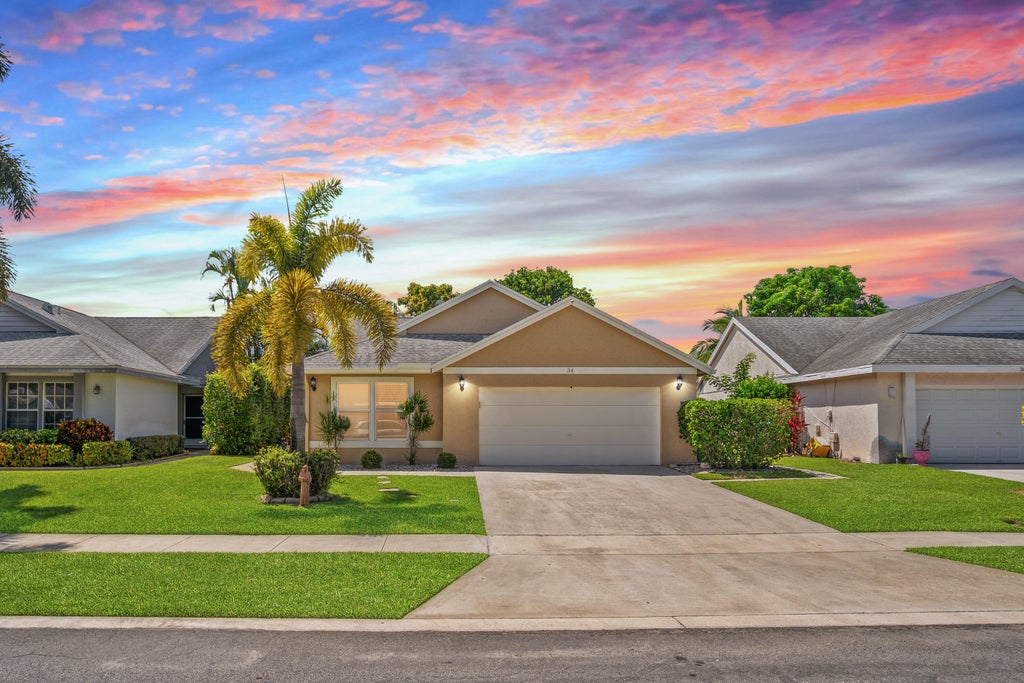 Photo of 34 Misty Meadow Drive, Boynton Beach, FL 33436 (MLS # R11106579)