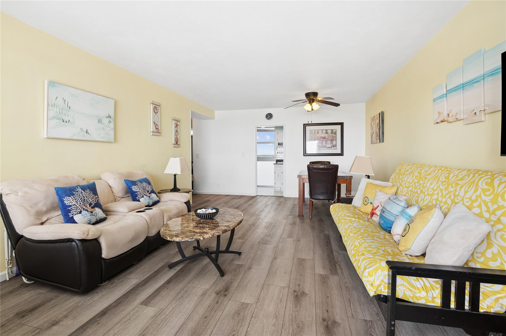 Breakwater Towers - Residential