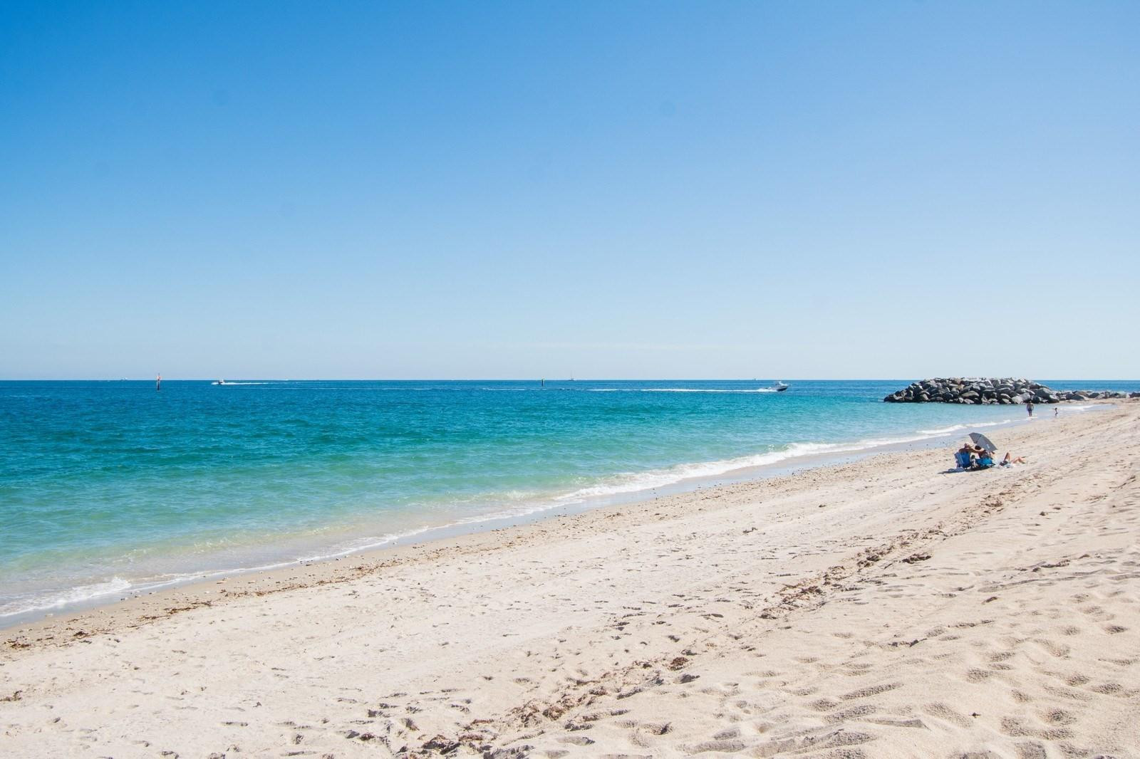 Breakwater Towers - Residential