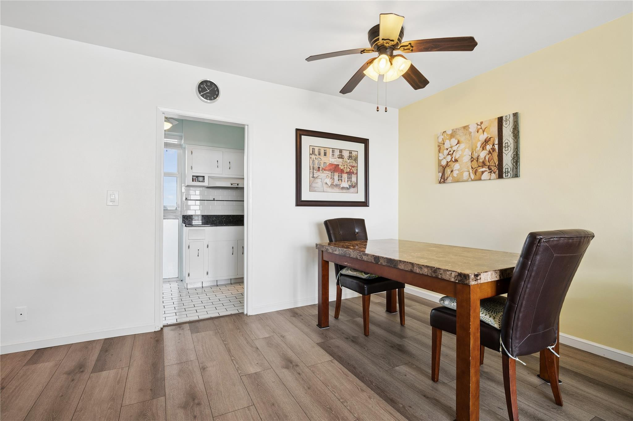 Breakwater Towers - Residential