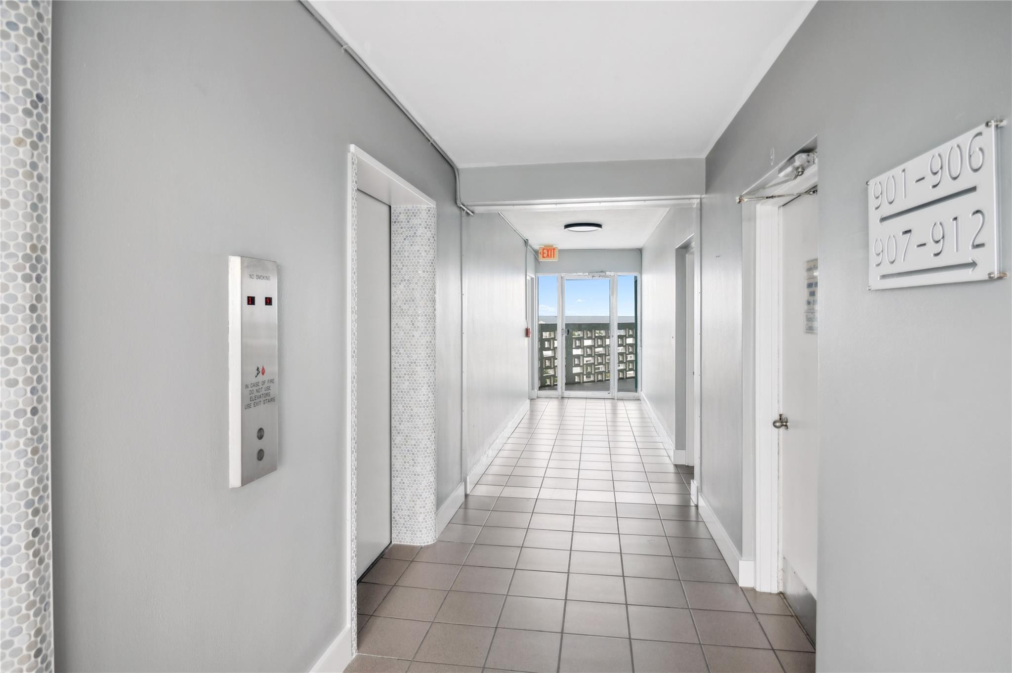 Breakwater Towers - Residential