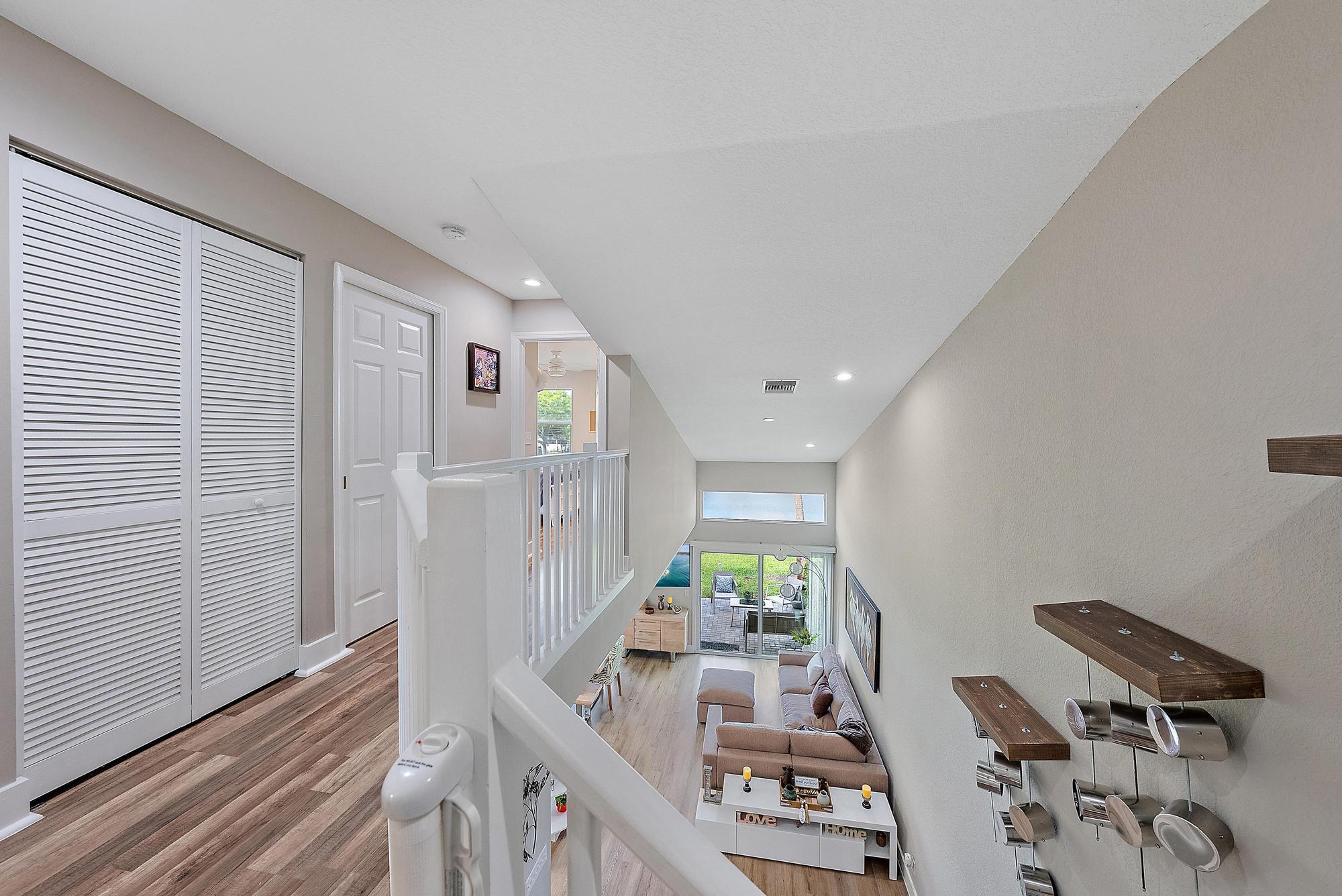 WESTWOOD LAKES 4 WESTWOOD GARDENS - Residential