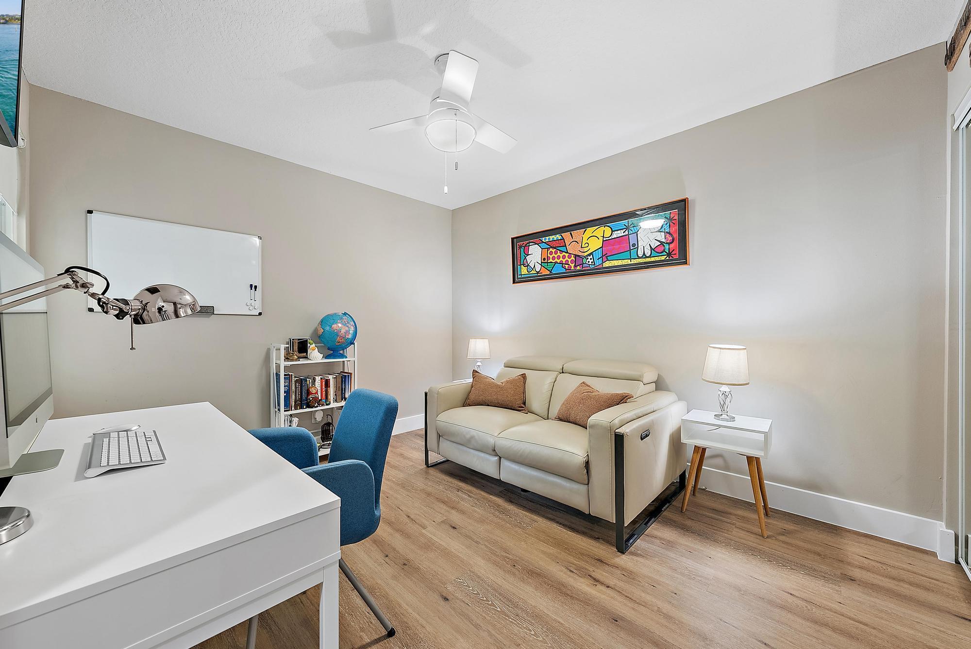 WESTWOOD LAKES 4 WESTWOOD GARDENS - Residential